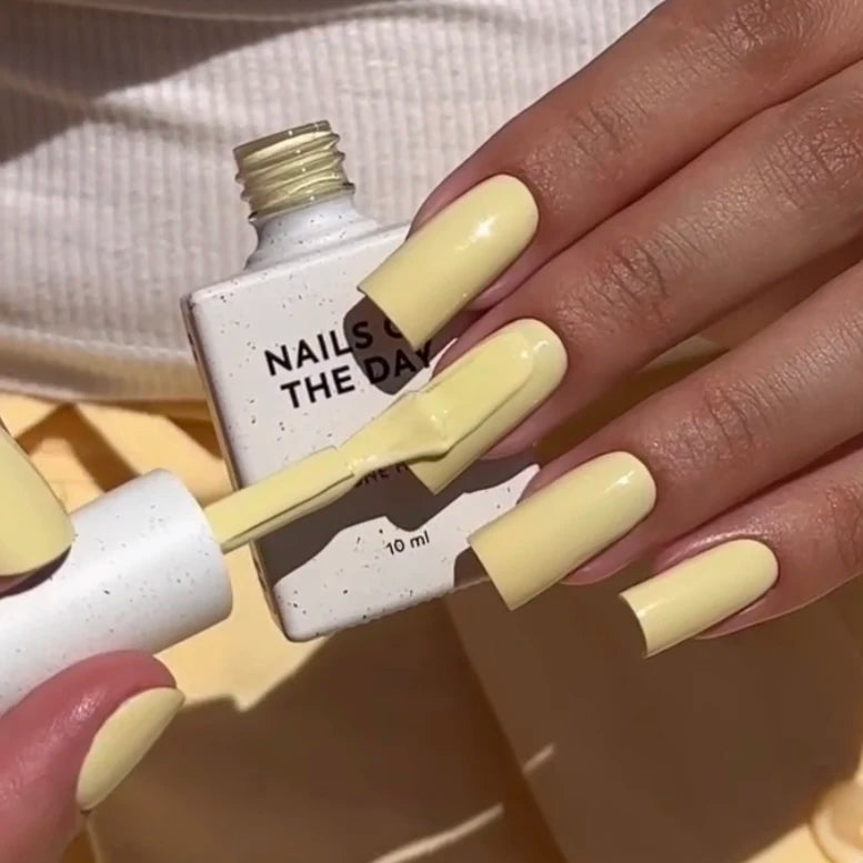 NAILSOFTHEDAY High Pigment gel polish, Banana Cream, 10ml