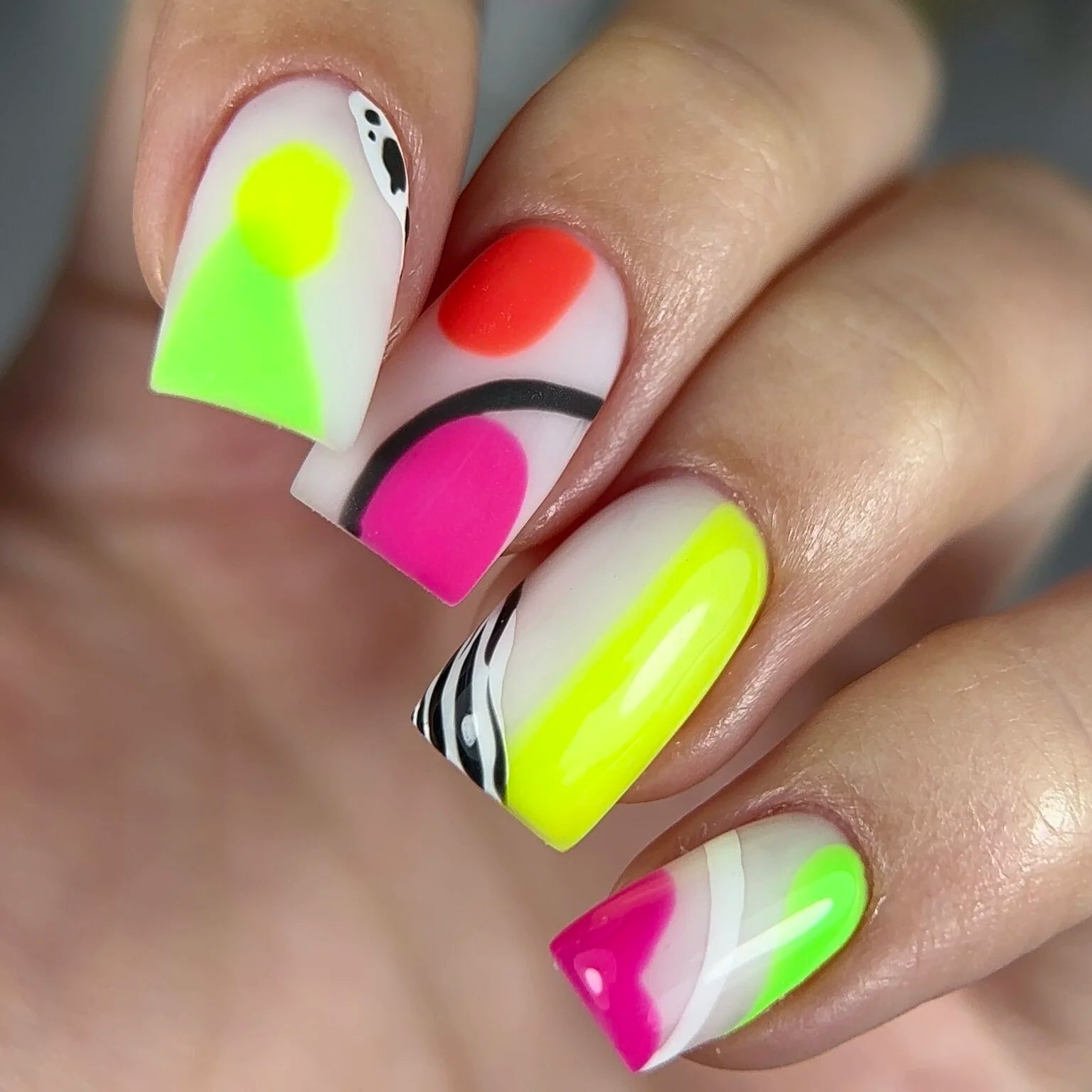 NAILSOFTHEDAY High Pigment gel polish, CORAL 10 ml