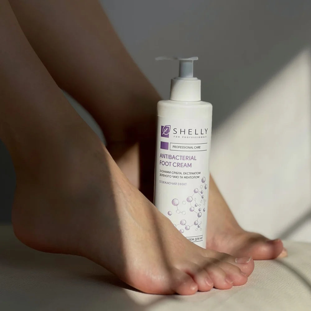 Shelly Antibacterial Foot Cream with Silver Ions, Green Tea Extract & Menthol, 250 ml