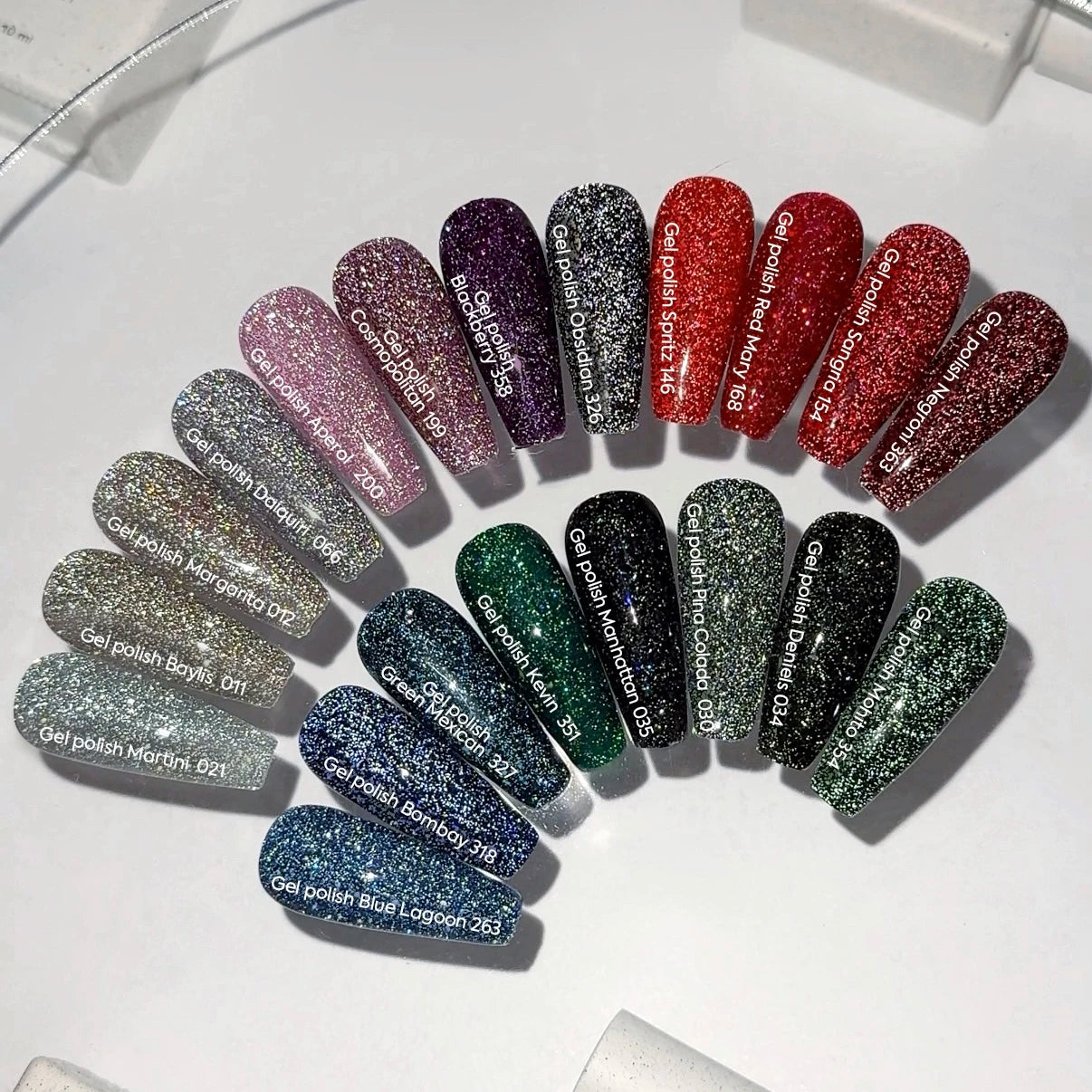 NAILSOFTHEDAY Reflective gel polish, RED MARY 10 ml