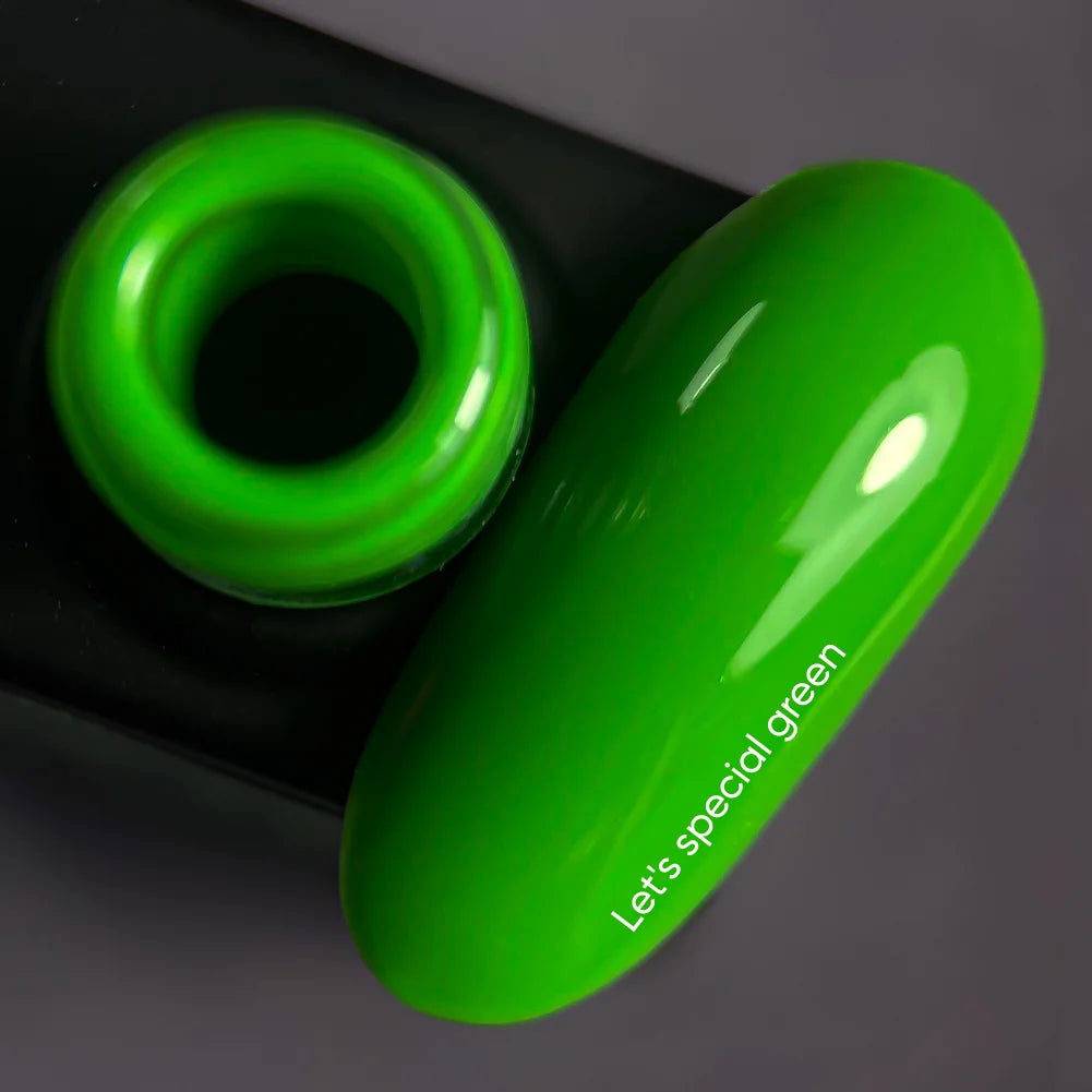 NAILSOFTHEDAY High Pigment gel polish, GREEN 10 ml